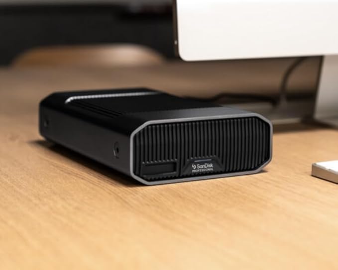 SanDisk Professional 8TB G-Drive Project Bundle with Thunderbolt 3 PRO-Blade SSD Mag 2TB (2 Items)