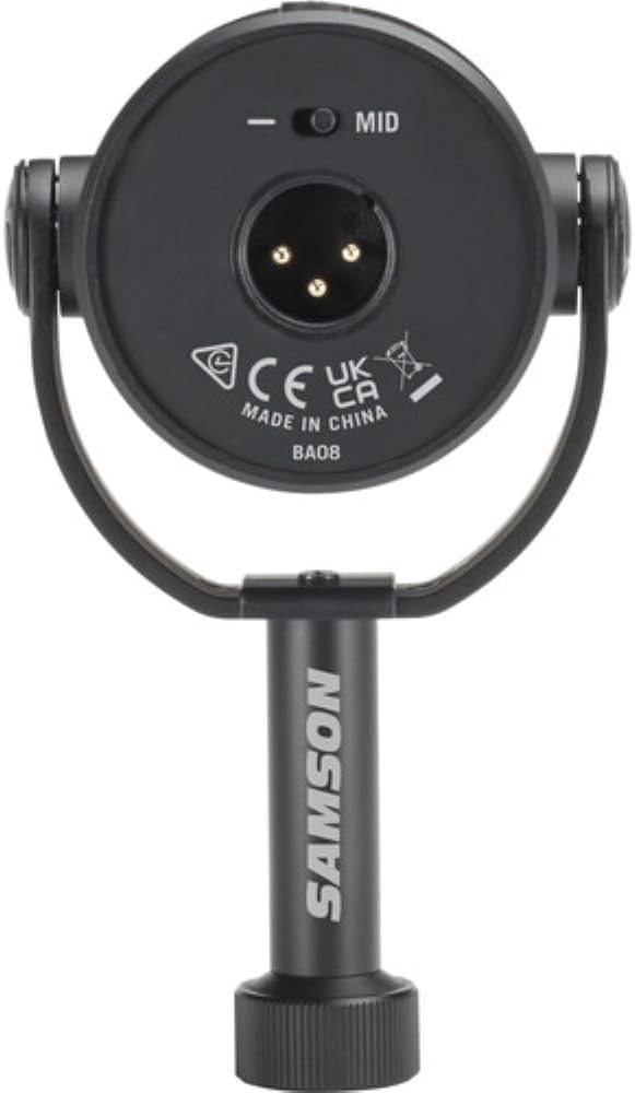 SAMSON Q9x Dynamic Broadcast Microphone Bundled with XLR Cable + Microphone Arm + Cleaning Cloth (4 Items)