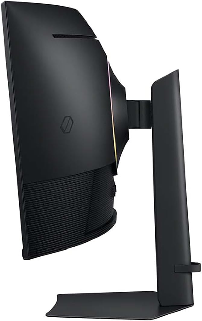 Samsung 40” Odyssey G7 (G75F) WUHD Resolution 180Hz Curved Gaming Monitor 1ms Response Time (GtG) VESA DisplayHDR™ 600 AMD FreeSync™ Premium Pro LS40FG75DENXZA 2025