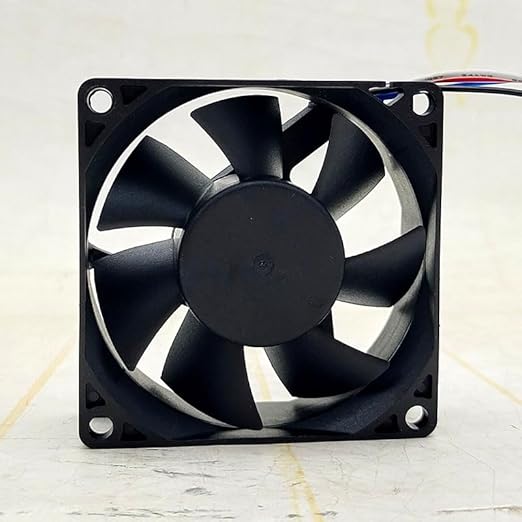 AD0712UB-A7BGL 12V 0.30A 7025 Temperature Controlled Cooling Fan for Laptops and Electronics