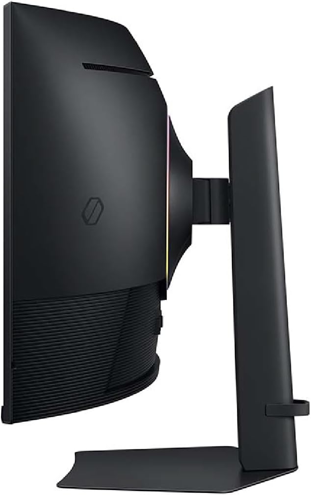 Samsung 40” Odyssey G7 (G75F) WUHD Resolution 180Hz Curved Gaming Monitor 1ms Response Time (GtG) VESA DisplayHDR™ 600 AMD FreeSync™ Premium Pro LS40FG75DENXZA 2025