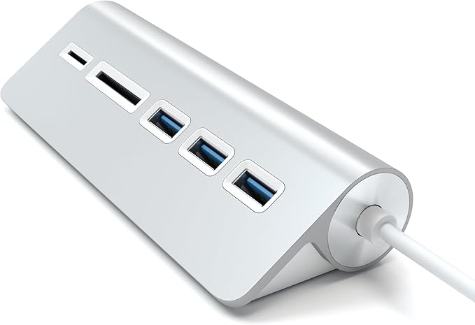 Satechi Aluminum USB 3.0 Hub &amp Card Reader - Compatible with M5 MacBook Pro M5 MacBook Air iMac Surface Pro Dell XPS and More (Silver)