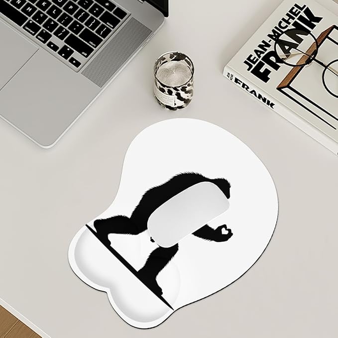 Mousepad Bigfoot Holding Heart Sasquatch Ergonomic Wrist Support Non-Slip Base Mouse Mat with Wrist Rest Computer Mousemat for Desk Work Accessories Pad