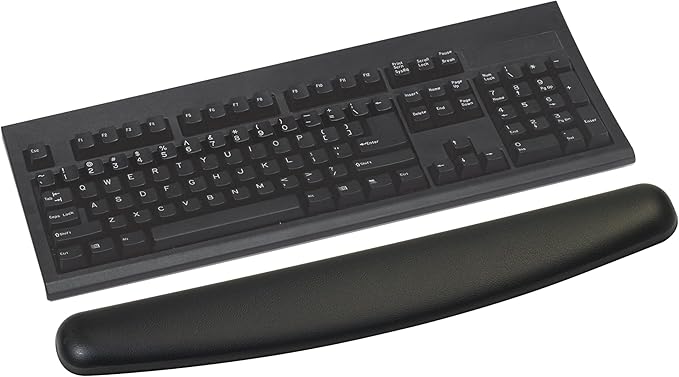 3M™ Compact Gel Wrist Rest for Keyboards Soothing Gel Comfort Product Protection 18 Wide Black