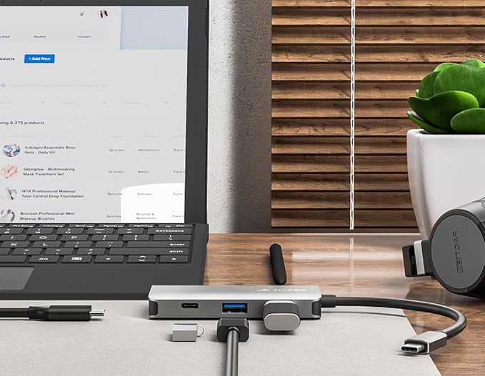 Juiced Systems QuadHUB Power - USB-C Generation 2 10Gbps 100 Watt Power Delivery Hub - 2X USB-C 10Gbps Ports - 2X USB-A 10 Gbps Ports