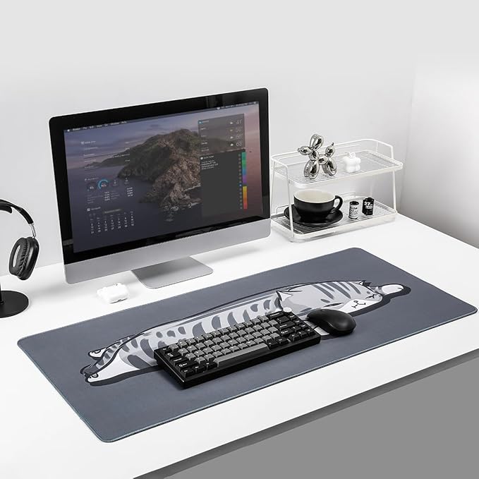 YUNZII Keynovo Gaming Mouse Pad Large Mouse Pad Non-Slip 4mm Laptop Gaming Desk PadWaterproof Desk Pad Office and Home (Lay Cat 35.4x15.7)