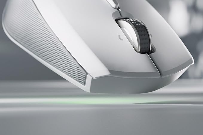 Razer Pro Click Mini Portable Wireless Mouse: Silent Tactile Mouse Clicks - Sleek &amp Compact Design - HyperScroll Technology - Productivity Dongle - Connect up to 4 Devices - 7 Programmable Butto