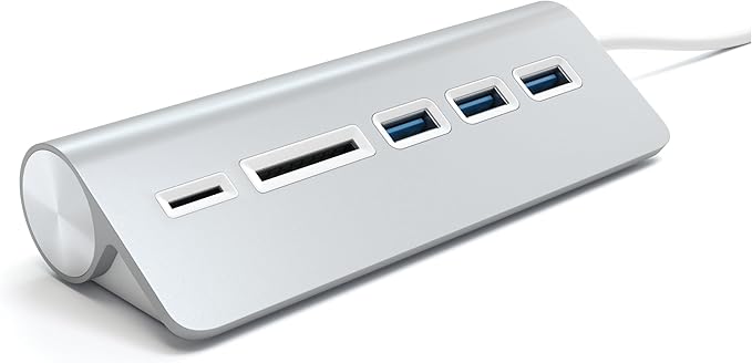 Satechi Aluminum USB 3.0 Hub &amp Card Reader - Compatible with M5 MacBook Pro M5 MacBook Air iMac Surface Pro Dell XPS and More (Silver)