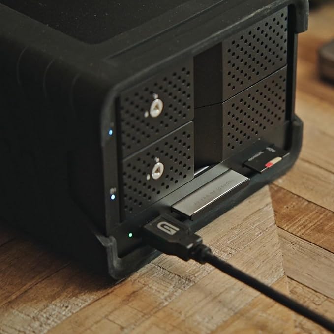 Glyph Technologies Blackbox PRO RAID 16TB (2x8TB) 2-Bay USB-C 3.2 Gen 2 RAID Array Black