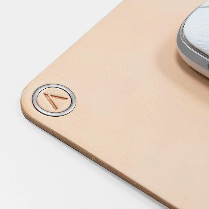 Azio Retro Classic Mouse Pad (Nude)
