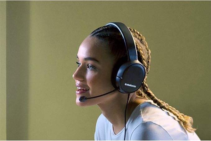 SteelSeries Arctis 1 Wired Gaming Headset – Detachable ClearCast Microphone – Lightweight Steel-Reinforced Headband – For PS5 PS4 PC Xbox Nintendo Switch Mobile