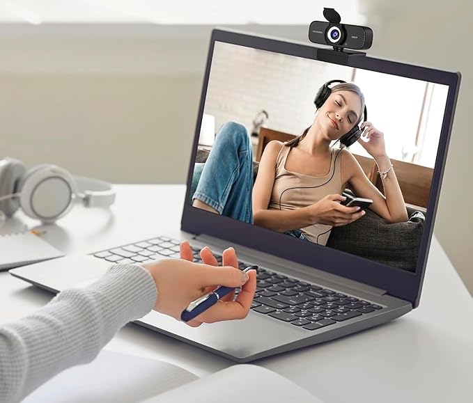 Webcam with Microphone Noise Reduction Wide-Angle Lens Auto Light Adjustment Plug-and-Play USB Webcam for Laptops Desktops Pcs Macs Zoom Skype Streaming Etc