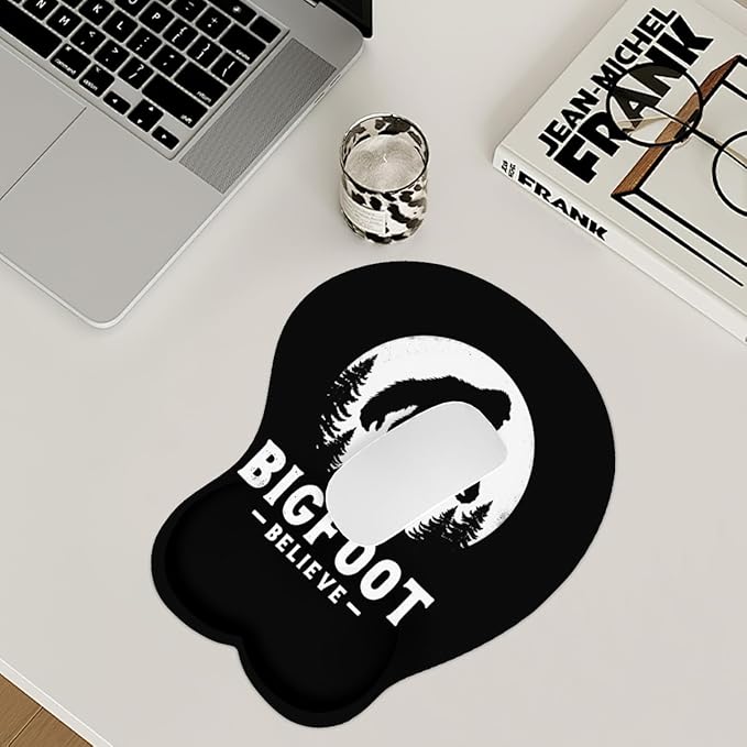 Mousepad Bigfoot Believe Forest Moon Sasquatch Ergonomic Wrist Support Non-Slip Base Mouse Mat with Wrist Rest Computer Mousemat for Desk Work Accessories Pad