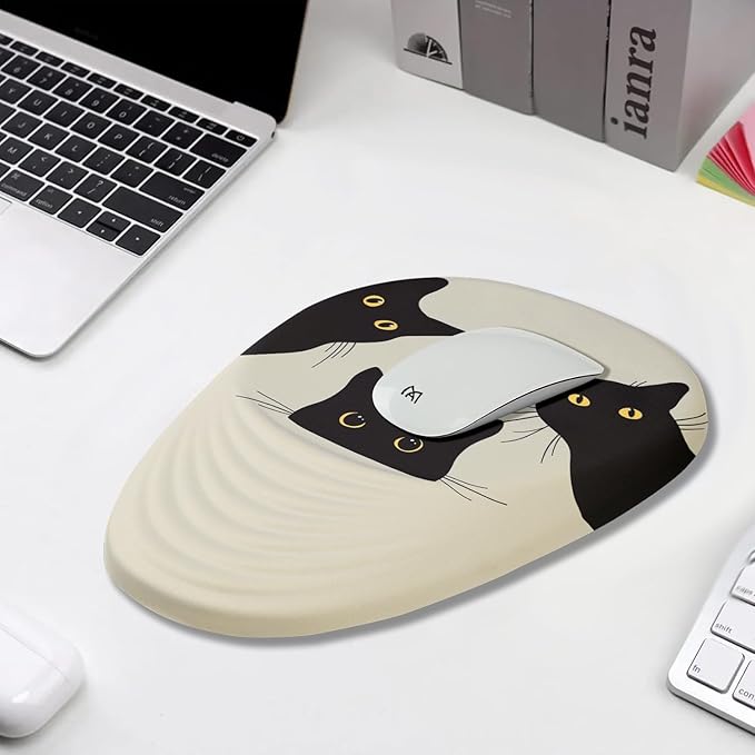 Mouse Pad Ergonomic Mouse Pad with Wrist Rest Support and Non-Slip PU Base Cute Computer Mousepad for Pain Relief Office &amp Home Beige Three Cats