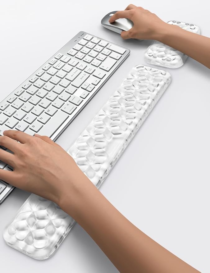 WENPIC-Keyboard Wrist Rest -Desk Decoration- Ergonomic Cloud Wrist rest - Soft And Flexible Non-Slip - Can Relieve Long-Term Office Wrist Pain - Ideal For Office Computer Laptop (Transparent White)