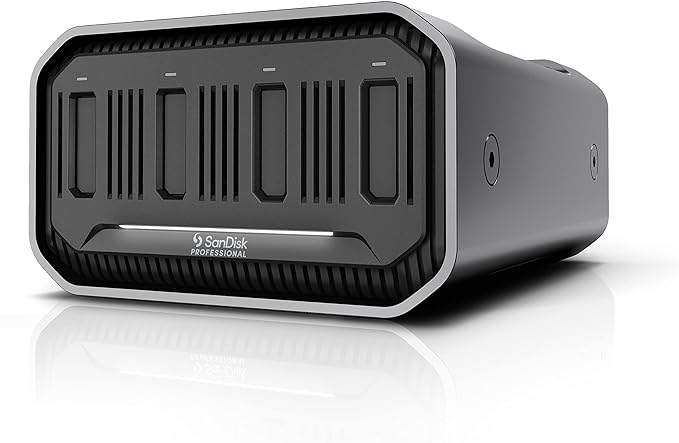 SanDisk Professional 0TB PRO-Blade Station - Powerful 4-Bay PRO-Blade SSD Mag Enclosure Thunderbolt 3 and USB-C Up to 3000MB/s Read - SDPM34F-0000-GBABD