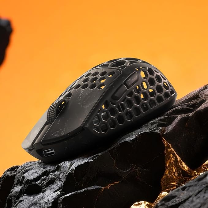 Darmoshark M5Air Mini Fingertip Grasp Gaming Mouse Carbon FiberTri-Mode 8K/Bluetooth Mouse Up to 30000DPIPAW3950 Optical Sensor Lightweight 31g5 programmable ButtonComputer Mouse for LaptopPCMac