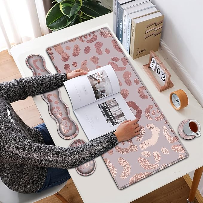 Large Mouse Pad Extended Gaming Mouse Pad 31.5x11.8 Ergonomic Memory Foam Keyboard Wrist Rest Supportfor Home Laptop Working Big Office Desk Pad with Non-Slip Base Rose Gold Leopard Pink Desk Mat