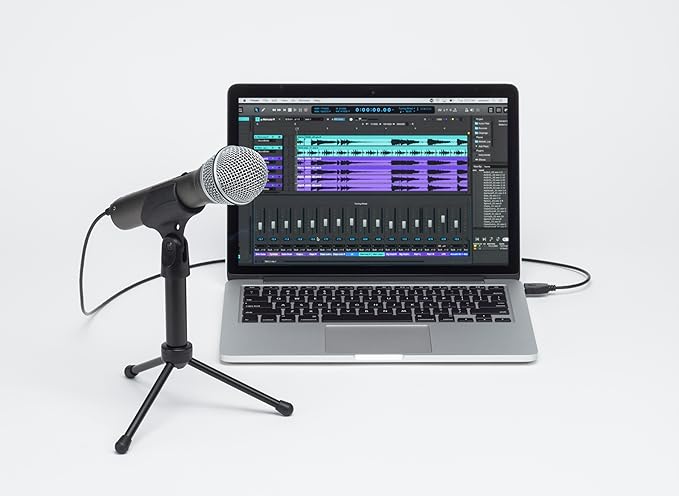 SAMSON Technologies Q2U USB/XLR Dynamic Microphone Recording and Podcasting Pack (Includes Mic Clip Desktop Stand Windscreen and Cables) Silver
