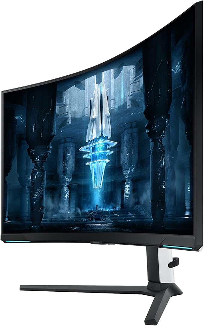Samsung 2022 32'' Odyssey Neo G8 4K UHD 165Hz 1ms G-Sync 1000R Curved Gaming Monitor Quantum HDR2000 AMD FreeSync Premium Pro Ultrawide Game View DisplayPort HDMI Black (Renewed)