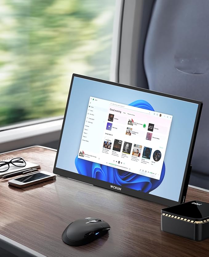 15.6 Inch Portable Monitor 4K UHD 3840x2160P/w SleeveMetal Shell &amp Kickstand &amp Dual SpeakerGaming MonitorTravel MonitorPlug&ampPlay for LaptopPCPhoneXboxPS4/5SwitchPi Black PMT-1