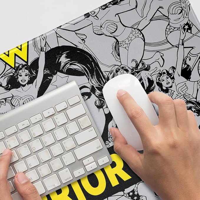 Wonder Woman Warrior Pattern Large Gaming Mouse Pad Desk Mat with Stitched Edges Non-Slip Base for Gamer Home and Office 31.5 x 15.7