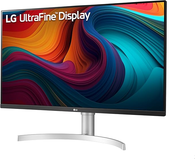 LG 32UN550-W Monitor 32 Ultrafine (3840 x 2160) Display DCI-P3 90% Color Gamut HDR 10 AMD FreeSync Borderless Design Tilt/Height Adjustable Stand - Silver