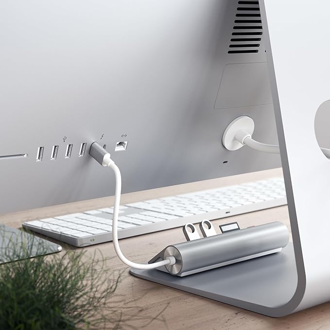 Satechi USB C Hub for Desktop USB C Hub with 3 USB-A 3.0 Data Ports Micro/SD Card Readers USBC Hub for MacBook Air/Pro M5/M4 Dell HP Surface Lenovo - Silver