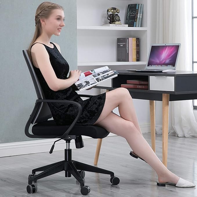 Armrest Bedroom Study Gaming Chairs Comfortable Soft Desk Chairs with Breathable Mesh Back Executive Computer Chair 57 * 52 * 96CM(Color:Black)