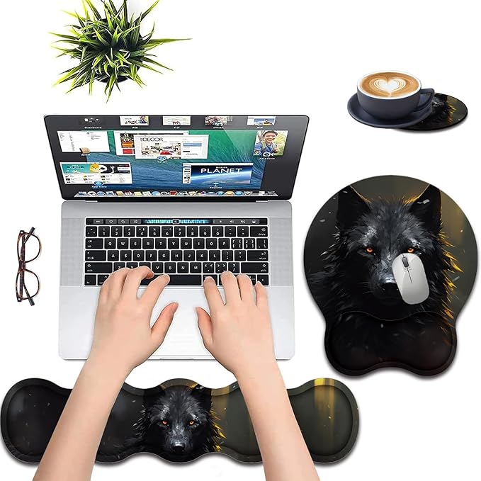 Keyboard Wrist Support + Wrist Mousepad + Coaster Combination Non-Slip PU Base with Gel Memory Mousepad Suitable for Gaming Office Pain Relief Mousepad Set - Black Wolf