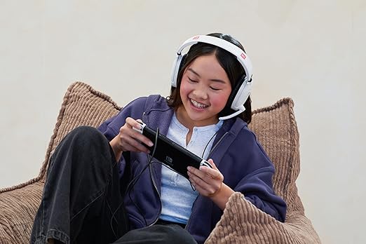 Turtle Beach Recon 70 Wired Gaming Headset - Licensed for Nintendo Switch 2 Nintendo Switch/Lite/OLED Flip-to-Mute Mic Adjustable Lightweight headphones On-Ear Controls 40mm Drivers Black/White
