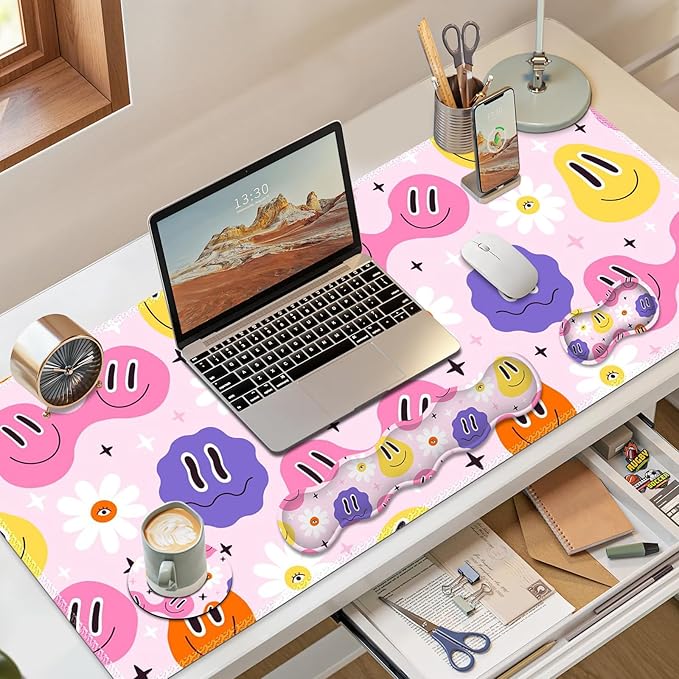 Gaming Mouse Pad Keyboard Wrist Support 4 in1 Mousepad with Wrist Keyboard Rest Computer Desk Mat Non-Slip Desk Pad Protector with Memory Foam Easy Typing Pain Relief I Cute Hippie Smiley
