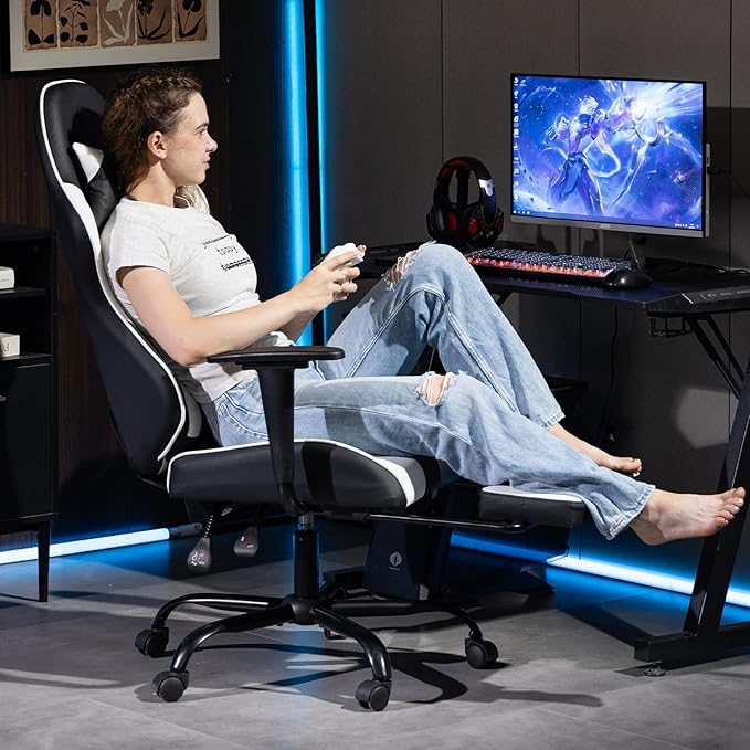 Gaming Chair Video Game Chair with Footrest Massage Computer Chair with PU LeatherLumbar Support for Men Women Home Office Height Adjustale Ernogomic Gaming Chair High Back White