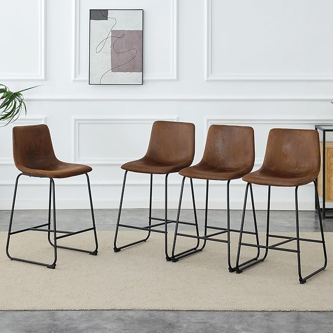 Modern Minimalist Style PU Material Bar Stool Brown Suitable for Kitchen Bar and Modern Home Design with Product Dimensions of 17.7 * 14.5 * 37 Inches.