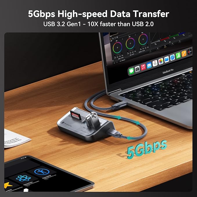 Yottamaster USB Hub with SD Card Reader Triangle Desktop USB3.0 Hub with 3 USB A 3.0 Ports TF &amp SD Card Reader with 1.64ft Cable for PC Laptop (Not Support Charging)