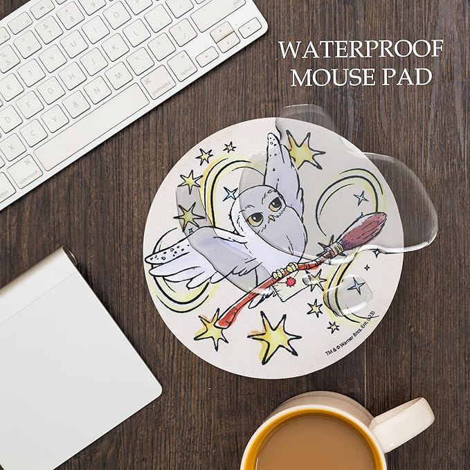 Hedwig Harry Potter Small Mouse Mat with Owl Hedwig Design Mouse Mat Made of Extra Fine Fibre and Washable the Power of Joy Disney Harry Potter Gifts for Girls and Women