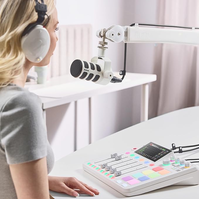 Rode PSA1+ Desk-Mounted Broadcast Microphone Boom Arm (White) with Premium XLR Cable (3m)