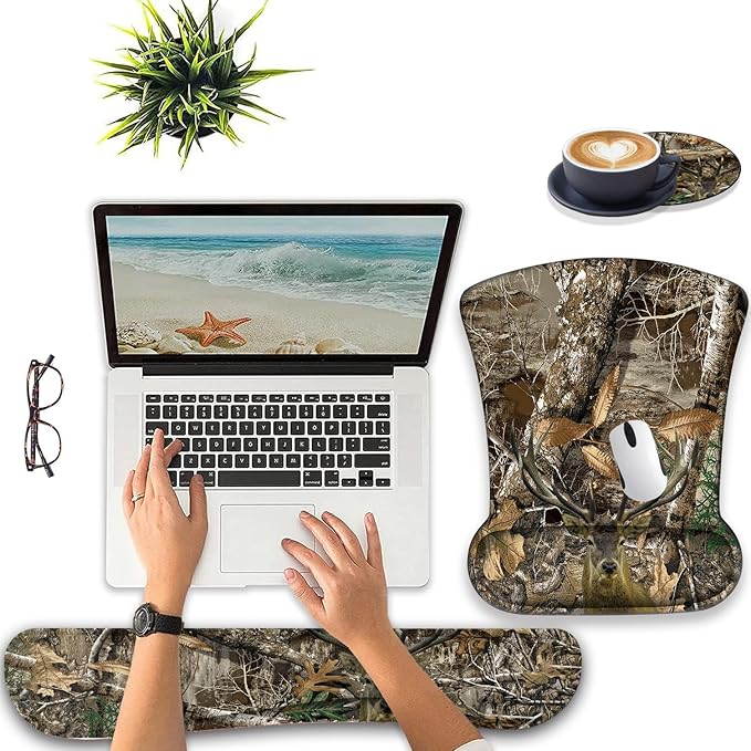 Keyboard Wrist Support + Wrist Mousepad + Coaster Combination Non-Slip PU Base with Gel Memory Mousepad Suitable for Gaming Office Pain Relief Mousepad Set - Camouflage Giraffe
