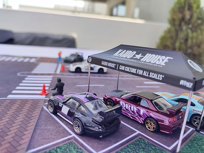 XXL 1/64 Scale Parking Lot Mouse Pad 90x40cm Non-Slip Rollable Desk Mat | Large Diorama Playmat for Hot Wheels Matchbox Mini GT Tarmac Inno64 and Diecast Car Collectors Kids and Gamers