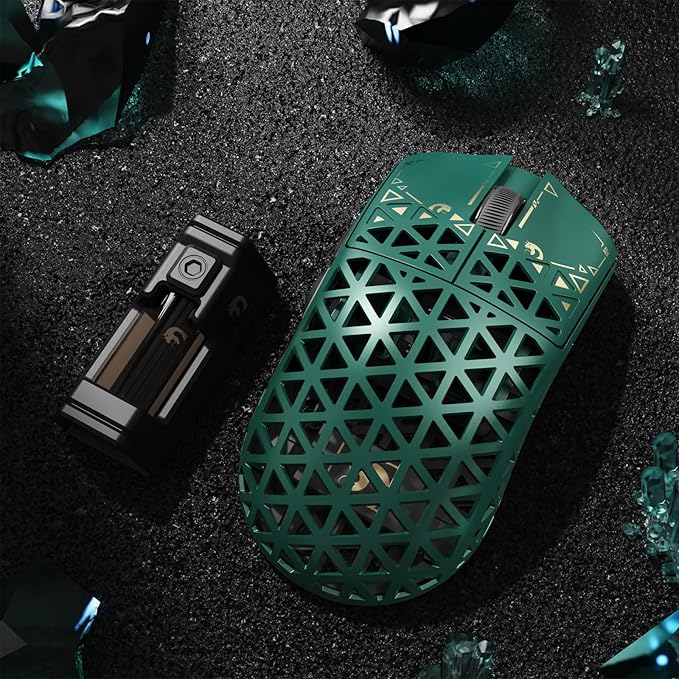 MAMBASNAKE M5 Ultra Carbon Fiber 8000Hz Wireless Gaming Mouse 39g Superlight 42000DPI PAW3950MAX Sensor Nordic 52840 Chip Bluetooth/2.4G/USB-C Wired Mice with Coiled Cable for PC/Mac (Green)