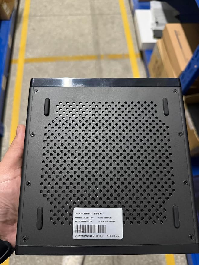 MINISFORUM MS-01-S1260 Mini PCIntel Core i5-12600HvPro Enterprise Support32GB DDR5 1TB SSD2x10Gbps SFP+LAN/2x2.5G RJ45/2xUSB4/HDIM/16xPCIe 4.0/M.2 NVMe SSD/U.2 NVMe SSDMini Computer