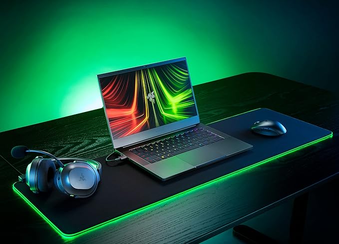 Razer Goliathus Extended Chroma Gaming Mousepad: Customizable Chroma RGB Lighting - Soft Cloth Material - Balanced Control &amp Speed - Non-Slip Rubber Base - Classic Black