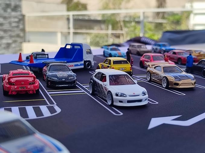XXL 1/64 Scale Parking Lot Mouse Pad 90x40cm Non-Slip Rollable Desk Mat | Large Diorama Playmat for Hot Wheels Matchbox Mini GT Tarmac Inno64 and Diecast Car Collectors Kids and Gamers