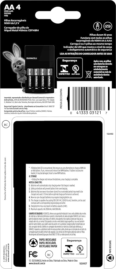 DURACELL - AA and AAA Rechargeable Battery Charger with 4 AA Batteries