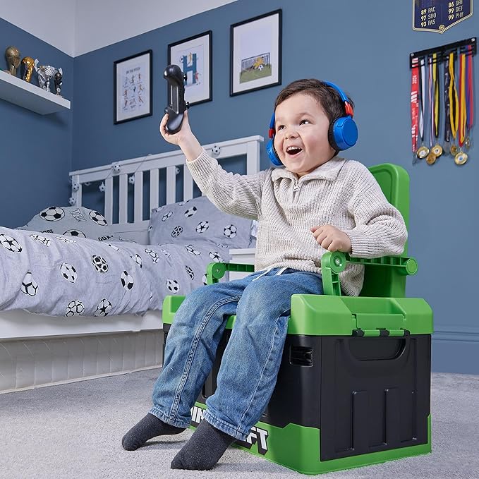 Numskull Minecraft 2-in-1 Toy Storage Box &amp Folding Chair - Gaming Accessory Organizer with lid and handles for Family Rooms Official Minecraft Merchandise