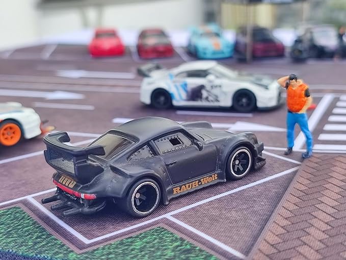 XXL 1/64 Scale Parking Lot Mouse Pad 90x40cm Non-Slip Rollable Desk Mat | Large Diorama Playmat for Hot Wheels Matchbox Mini GT Tarmac Inno64 and Diecast Car Collectors Kids and Gamers