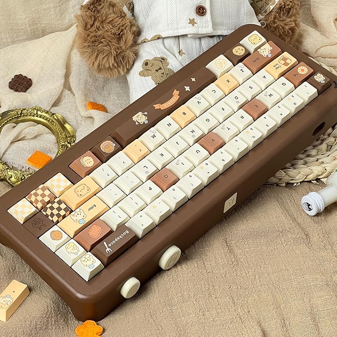 Brown White PBT Keycaps Cute Custom Keyboard Keycaps 60 75 100% Dye Sublimation Kawaii Anime Keycap 145 Keys Set for Cherry Gateron MX Switches