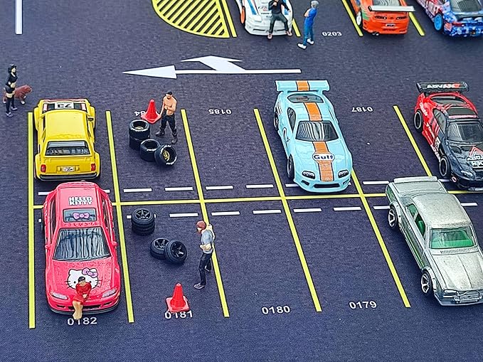 XXL 1/64 Scale Parking Lot Mouse Pad 90x40cm Non-Slip Rollable Desk Mat | Large Diorama Playmat for Hot Wheels Matchbox Mini GT Tarmac Inno64 and Diecast Car Collectors Kids and Gamers